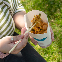 Pot gobelet en papier Aqueous avec couvercle pliable pour milk shake 2